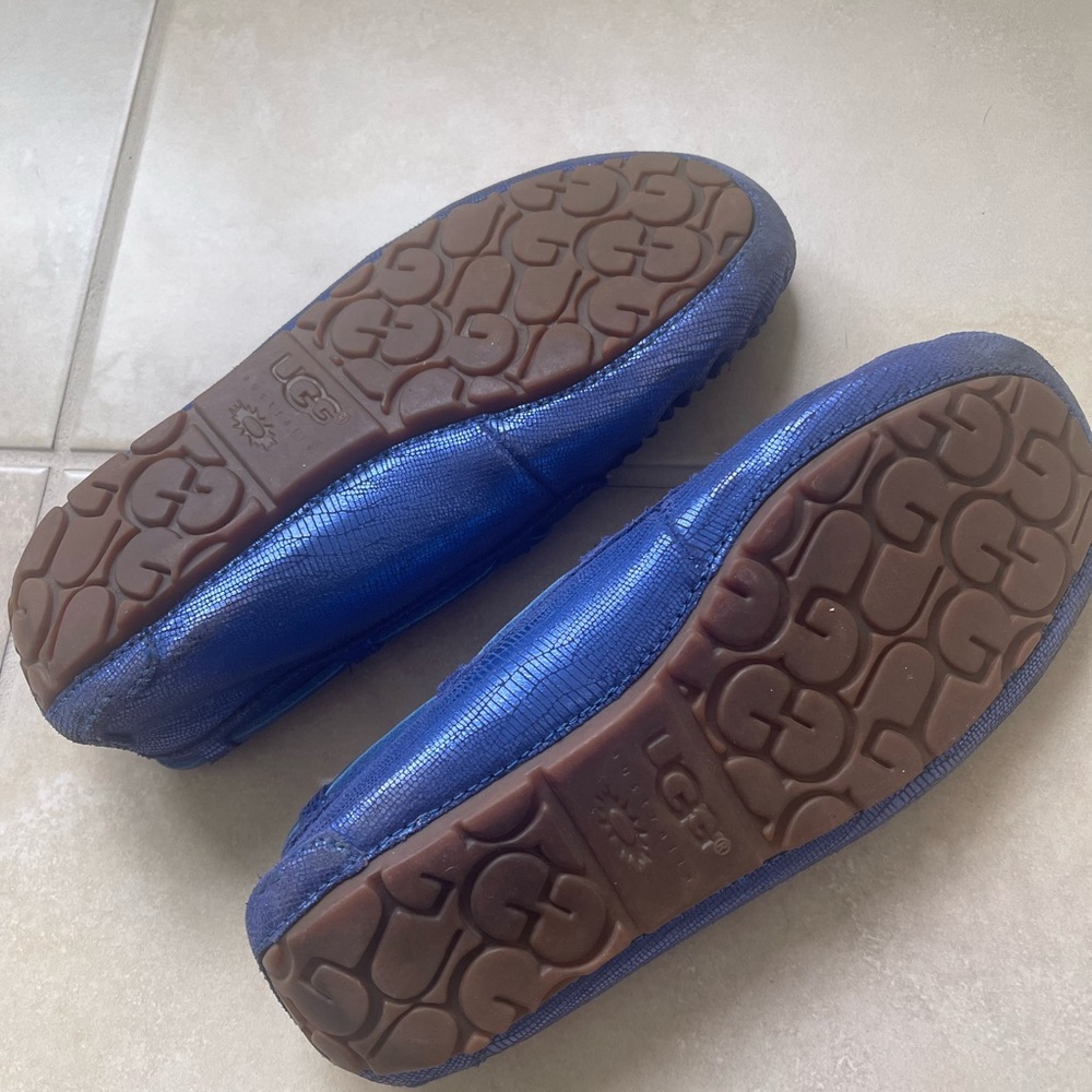 Blue Dakota Ugg Metalic